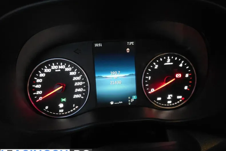 Mercedes-Benz Vito din 2024 cu 21.430 km - oferta MER202646 - foto 19