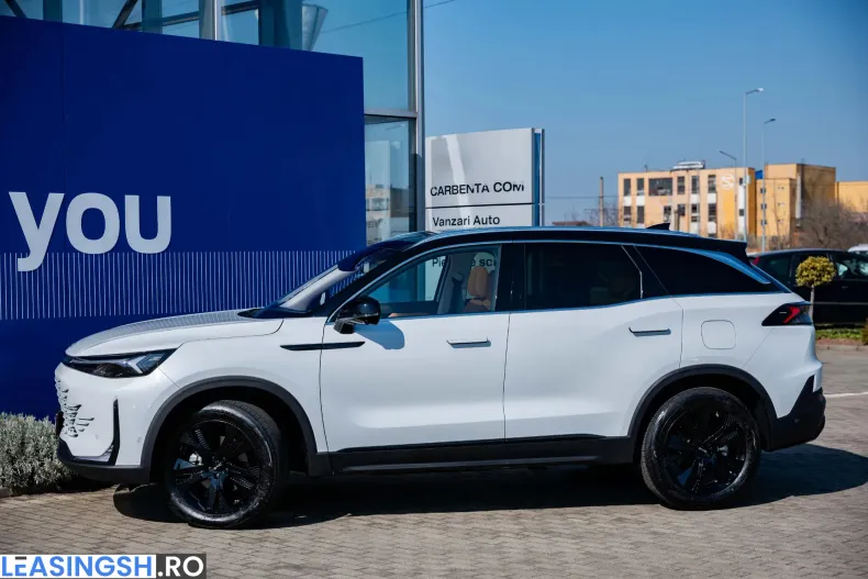 BAIC X75 din 2026 cu 10 km - oferta BAI202649 - foto 2