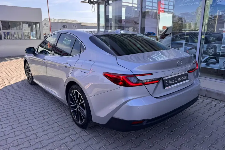 Toyota Camry din 2024 cu 14.890 km - oferta TOY202653 - foto 8