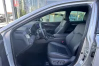 Toyota Camry din 2024 cu 14.890 km - oferta TOY202653 - foto 12