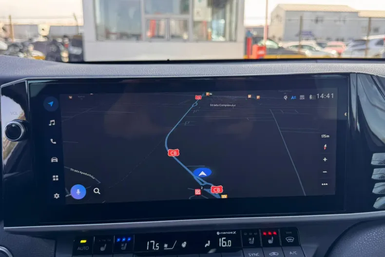 Toyota Camry din 2024 cu 14.890 km - oferta TOY202653 - foto 23