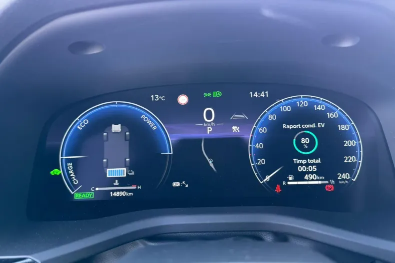 Toyota Camry din 2024 cu 14.890 km - oferta TOY202653 - foto 27