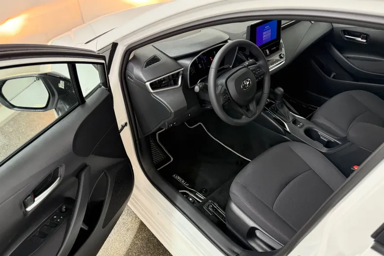 Toyota Corolla din 2026 cu 10 km - oferta TOY202659 - foto 5