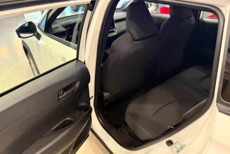 Toyota Corolla Cross din 2026 cu 10 km - oferta TOY202660 - foto 17