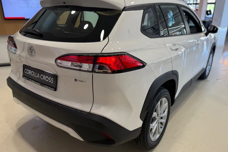 Toyota Corolla Cross din 2026 cu 10 km - oferta TOY202660 - foto 21