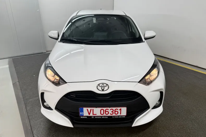 Toyota Yaris din 2025 cu 4.080 km - oferta TOY202661 - foto 3