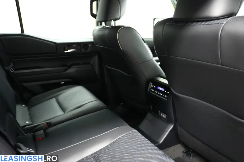 Toyota Land Cruiser din 2024 cu 10 km - oferta TOY202669 - foto 10