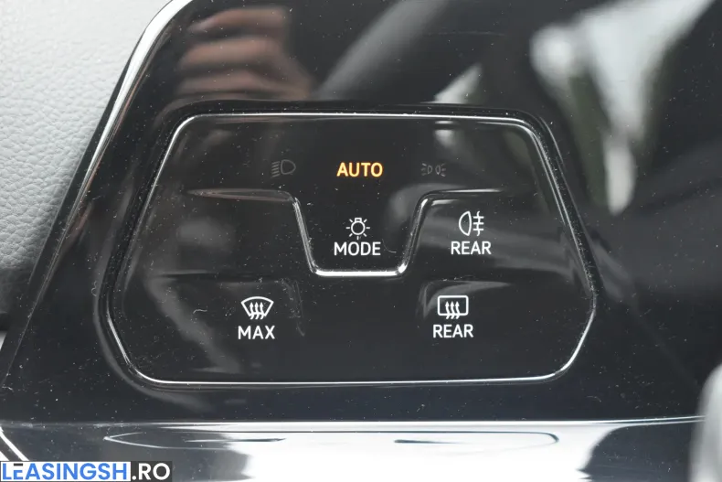 Volkswagen Golf din 2021 cu 149.123 km - oferta VOL202672 - foto 33