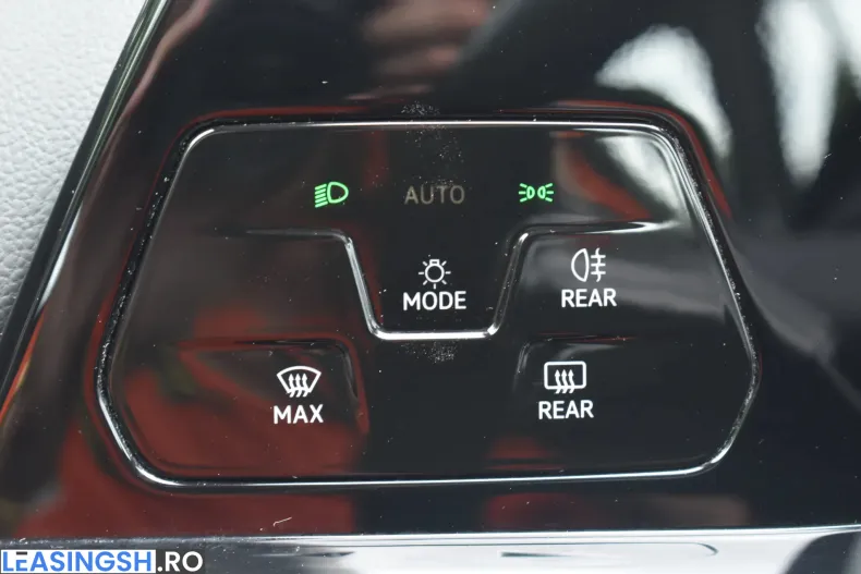 Volkswagen Golf din 2021 cu 130.467 km - oferta VOL202673 - foto 32