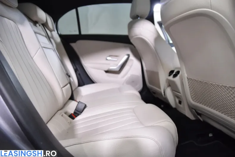 Mercedes-Benz A 250 (Clasa A) din 2021 cu 89.183 km - oferta MER202675 - foto 12