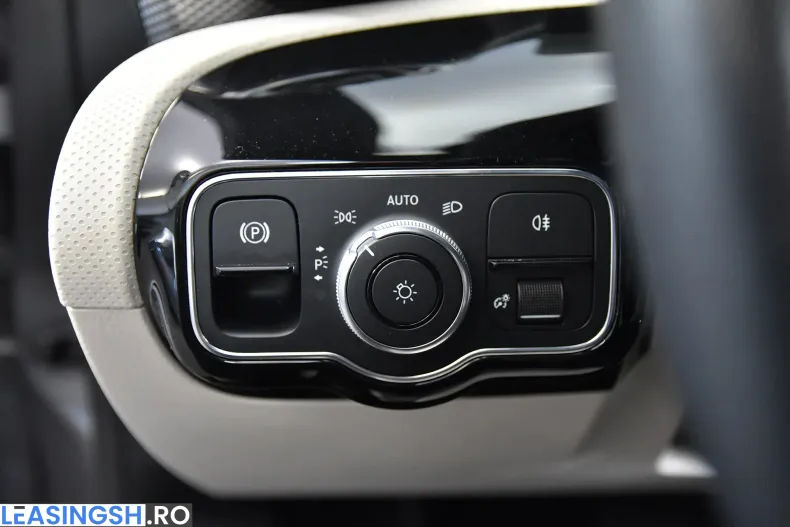 Mercedes-Benz A 250 (Clasa A) din 2021 cu 89.183 km - oferta MER202675 - foto 14