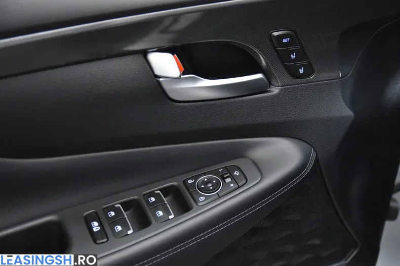 Hyundai Santa Fe din 2022 cu 50.959 km - oferta HYU202677 - foto 14