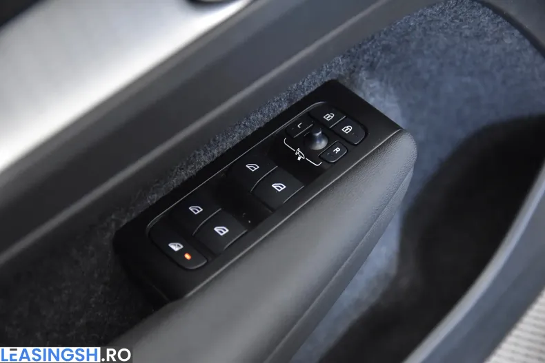 Volvo XC40 din 2021 cu 104.723 km - oferta VOL202686 - foto 14