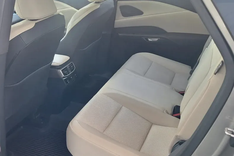 Lexus Seria RX din 2023 cu 50.800 km - oferta LEX202691 - foto 20