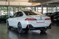 BMW 550e (Seria 5) din 2025 cu 27.972 km - oferta BMW202695 - foto 10