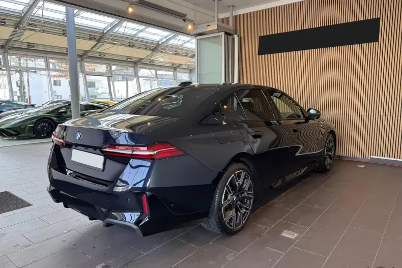 BMW 540d (Seria 5) din 2024 cu 8.000 km - oferta BMW202697 - foto 4