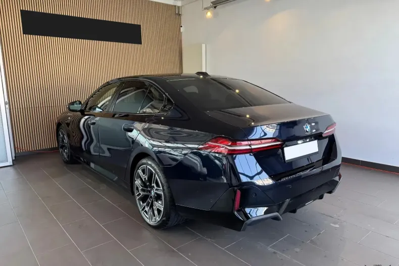 BMW 540d (Seria 5) din 2024 cu 8.000 km - oferta BMW202697 - foto 5