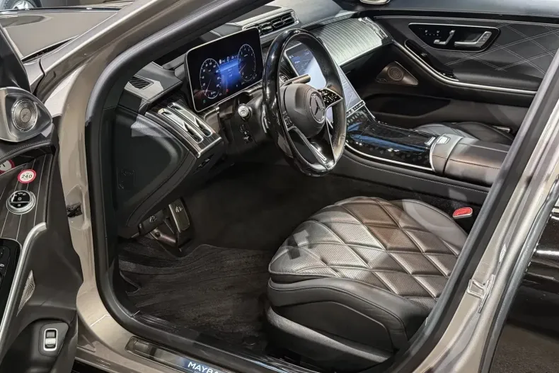 Mercedes-Benz S Maybach din 2025 cu 17.000 km - oferta MER202704 - foto 8