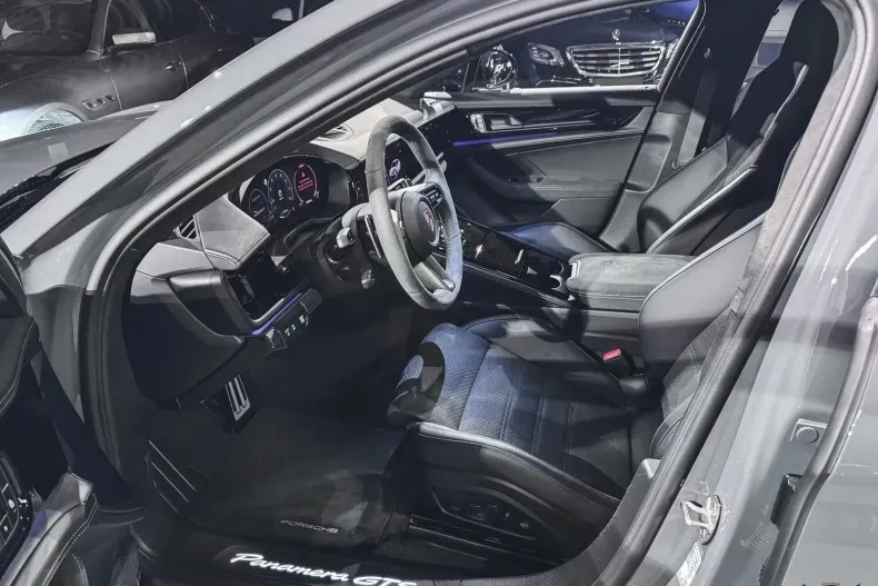 Porsche Panamera din 2024 cu 6.000 km - oferta POR202705 - foto 6