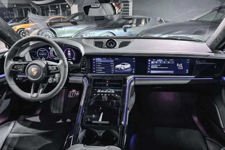 Porsche Panamera din 2024 cu 6.000 km - oferta POR202705 - foto 11