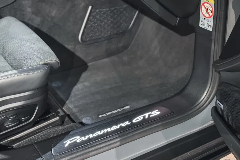 Porsche Panamera din 2024 cu 6.000 km - oferta POR202705 - foto 17