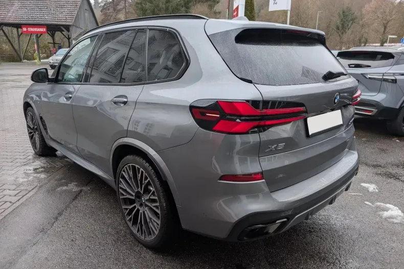 BMW X5 (Seria X) din 2024 cu 46.550 km - oferta BMW202710 - foto 3