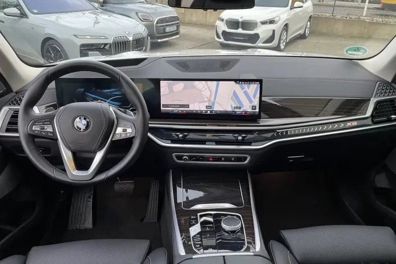 BMW X5 (Seria X) din 2024 cu 24.476 km - oferta BMW202712 - foto 11