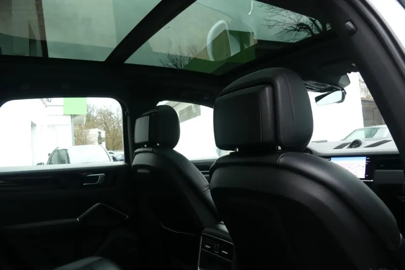 Porsche Cayenne din 2022 cu 66.000 km - oferta POR202716 - foto 19