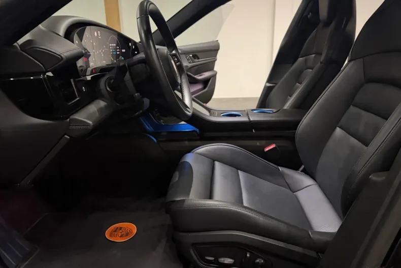 Porsche Taycan din 2022 cu 41.500 km - oferta POR202717 - foto 10