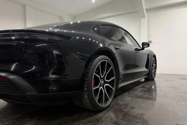 Porsche Taycan din 2022 cu 41.500 km - oferta POR202717 - foto 32