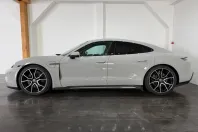 Porsche Taycan din 2023 cu 62.500 km - oferta POR202718 - foto 4