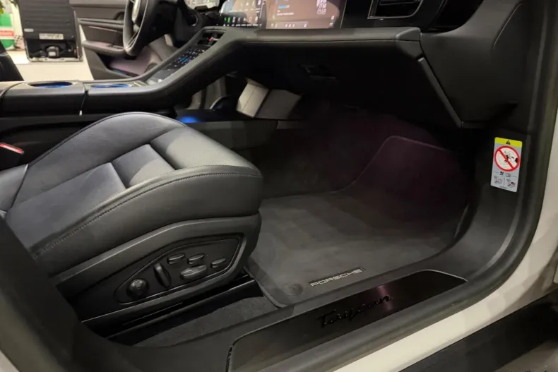 Porsche Taycan din 2023 cu 62.500 km - oferta POR202718 - foto 14