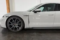 Porsche Taycan din 2023 cu 62.500 km - oferta POR202718 - foto 27