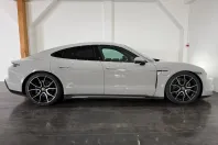 Porsche Taycan din 2023 cu 62.500 km - oferta POR202718 - foto 29
