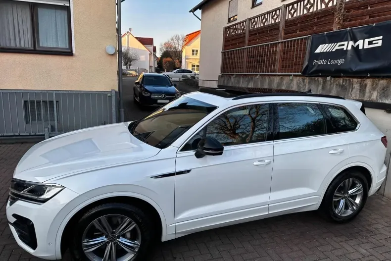 Volkswagen Touareg din 2023 cu 56.000 km - oferta VOL202725 - foto 2