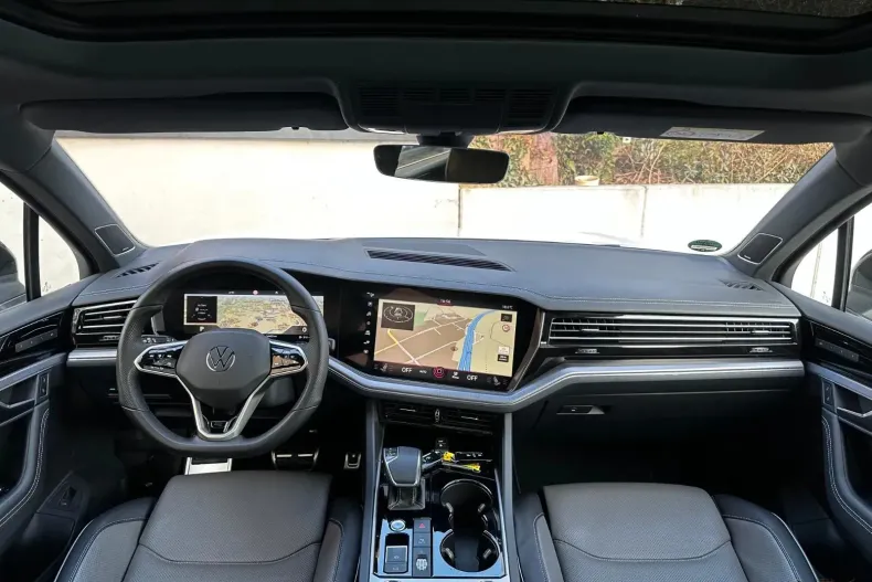 Volkswagen Touareg din 2023 cu 56.000 km - oferta VOL202725 - foto 12