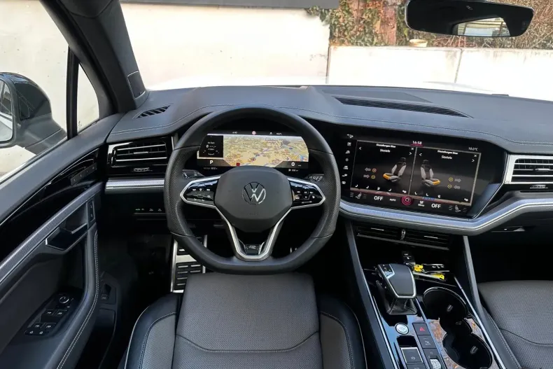Volkswagen Touareg din 2023 cu 56.000 km - oferta VOL202725 - foto 13