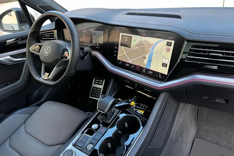 Volkswagen Touareg din 2023 cu 56.000 km - oferta VOL202725 - foto 14