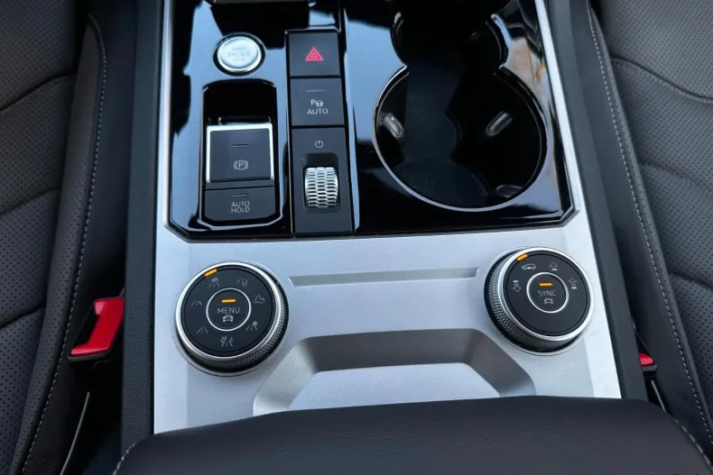 Volkswagen Touareg din 2023 cu 56.000 km - oferta VOL202725 - foto 21