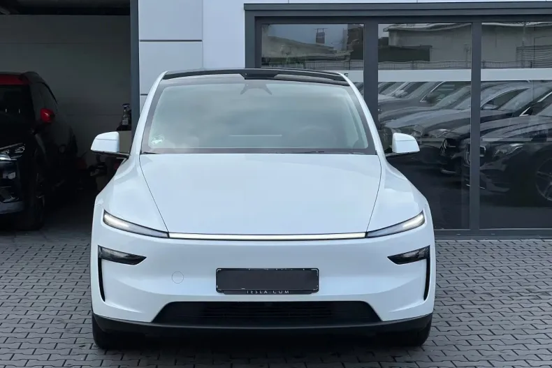 Tesla Model Y din 2025 cu 14.800 km - oferta TES202735 - foto 2