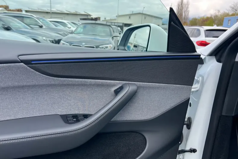 Tesla Model Y din 2025 cu 14.800 km - oferta TES202735 - foto 10