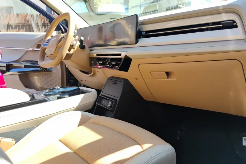 Ssangyong Actyon din 2025 cu 8.800 km - oferta SSA202738 - foto 18