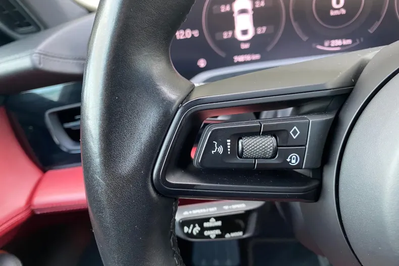 Porsche Taycan din 2021 cu 74.000 km - oferta POR202739 - foto 20