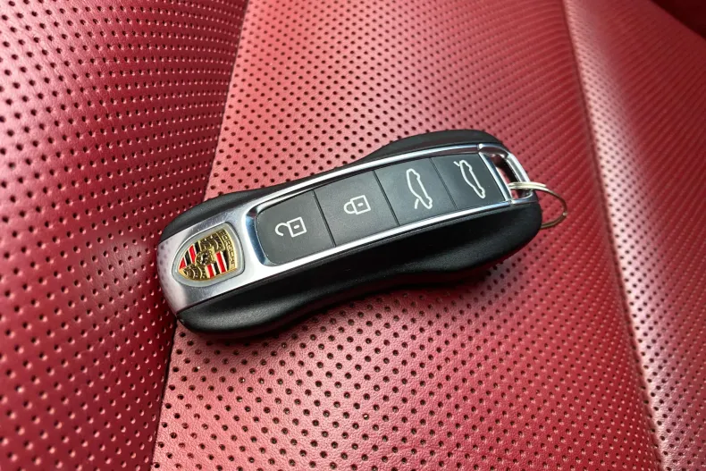 Porsche Taycan din 2021 cu 74.000 km - oferta POR202739 - foto 33