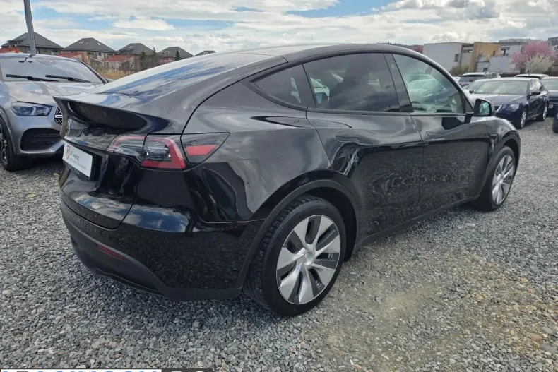 Tesla Model Y din 2023 cu 50.093 km - oferta TES202747 - foto 3