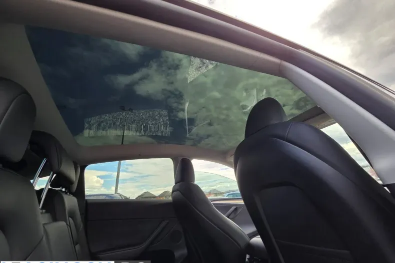 Tesla Model Y din 2023 cu 50.093 km - oferta TES202747 - foto 12