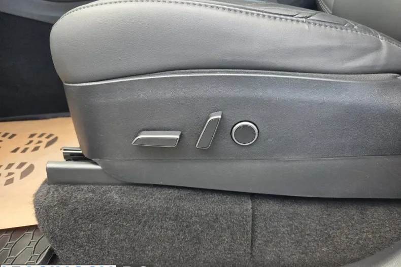 Tesla Model Y din 2023 cu 50.093 km - oferta TES202747 - foto 15