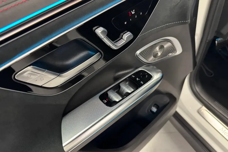 Mercedes-Benz EQE din 2024 cu 8.900 km - oferta MER202749 - foto 7