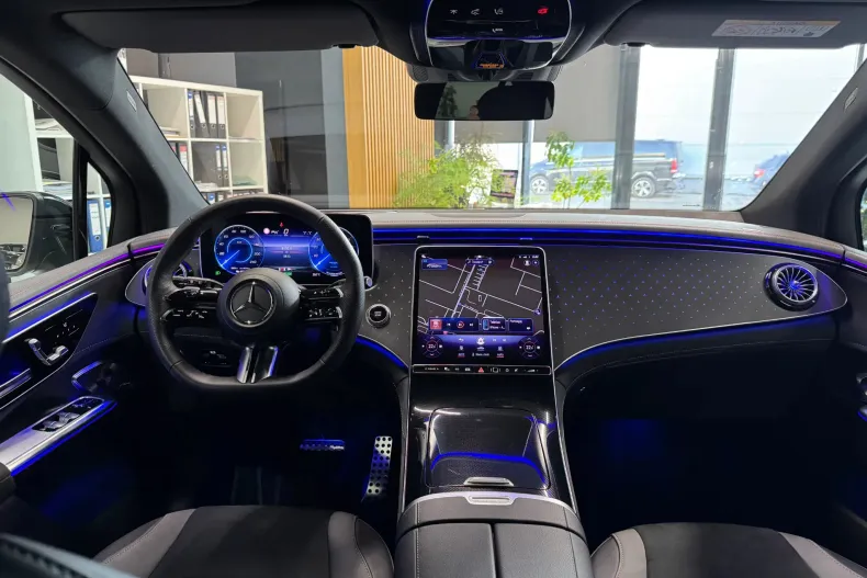 Mercedes-Benz EQE din 2024 cu 8.900 km - oferta MER202749 - foto 24