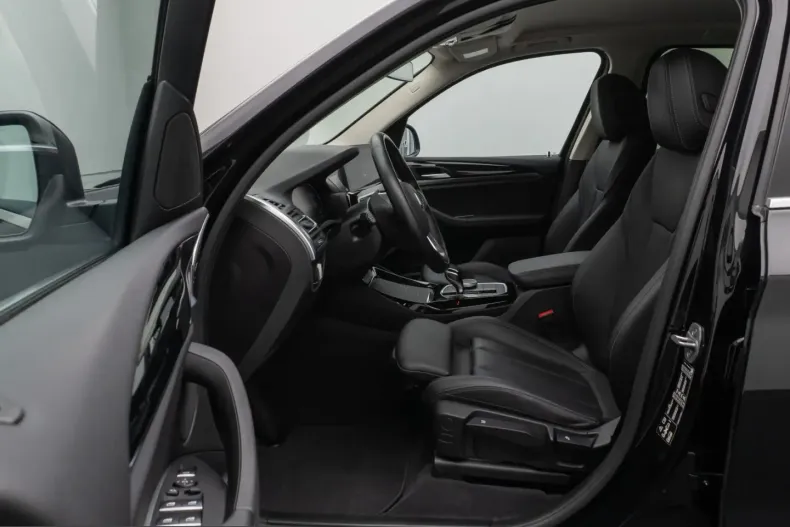 BMW X3 (Seria X) din 2023 cu 31.418 km - oferta BMW202754 - foto 18